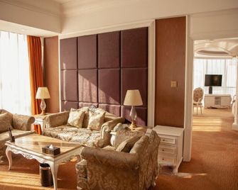 Guobin Hotel - Datong - Sala de estar