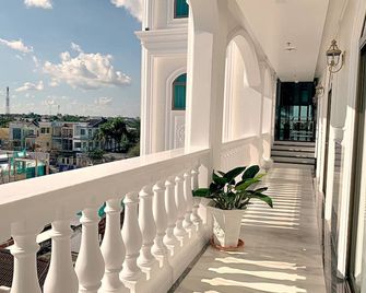 Thuan Phat Hotel - Soc Trang - Balcony