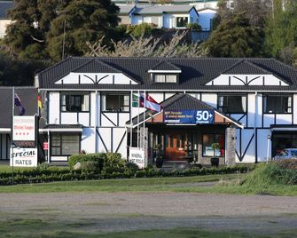 Asure Chelmswood Motel Taupo - טאופו - בניין