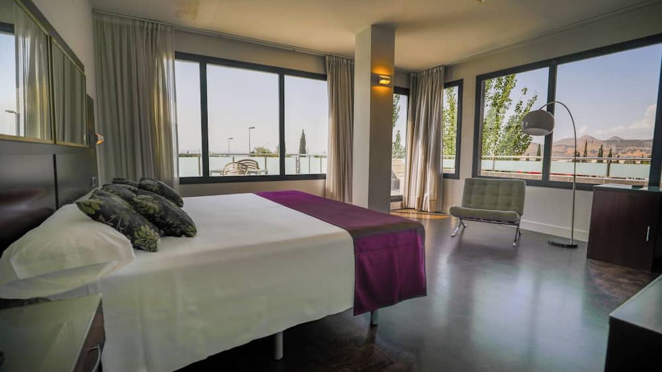 Yit Conquista De Granada