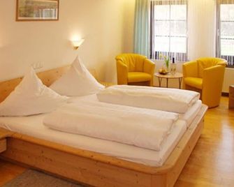 Landgasthof Goldene Rose - Niederfüllbach - Bedroom