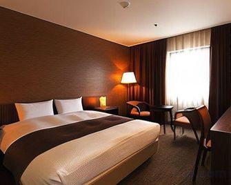 Trip Advisor Certificate of Excellence Fukui Phoenix Hotel - Fukui - Habitación