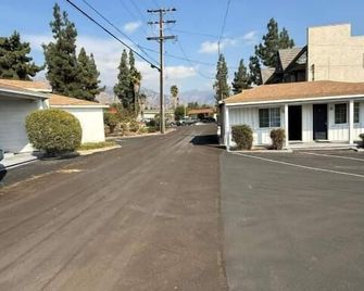 El Rancho Motel, Pasadena - Pasadena - Outdoors view