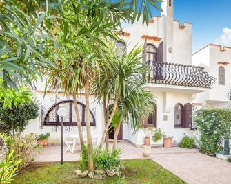 Stunning Home In San Felice Circeo Lt - San Felice Circeo - Außenansicht