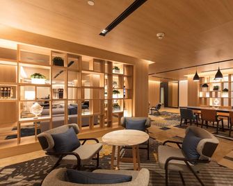 Holiday Inn Bangkok by IHG - Bangkok - Lounge