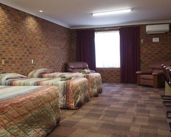 Cobar Town & Country Motor Inn - Cobar