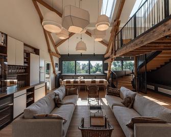 Located in Michelbach, 26 km from Mulhouse train station. - Aspach-Michelbach