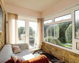 Whitestones - Newport - Living room