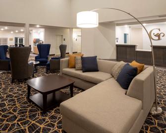 Grandstay Hotel & Suites Spicer - New London - Lobby