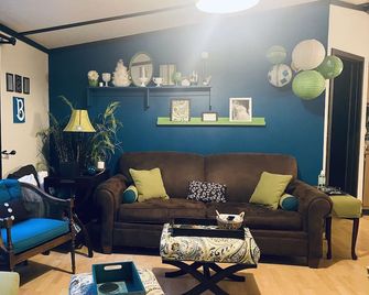 Berry Mountain Escape - Sylva - Sala de estar
