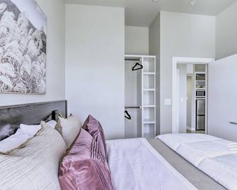 Bright San Marcos Apartment with Ideal Location - San Marcos - Bedroom