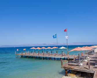 The Nowness Luxury Hotel & Spa - Cesme - Strand