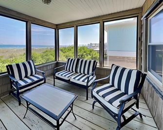 Sea Strapped - Topsail Beach - Balcón