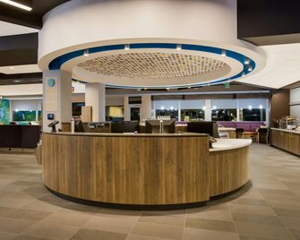 Tru by Hilton Traverse City - Traverse City - Lobby