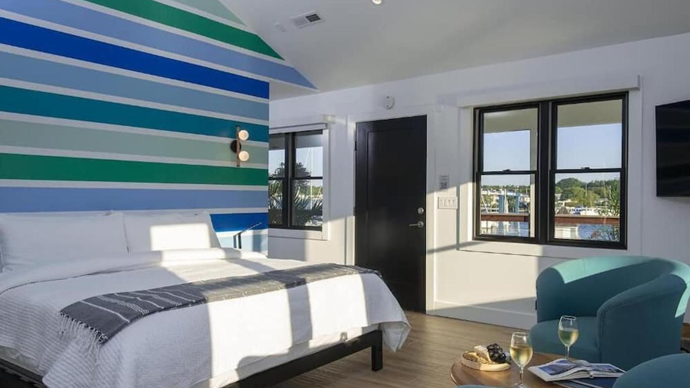 Inn At Haven Harbour