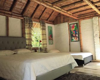 Alojamiento rural Ecoparque La Motilona Paicol, Huila - Cabaña Colibrí - Paicol