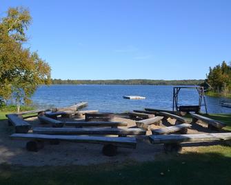 Retreat Center on pristine Deer Lake - Deer River