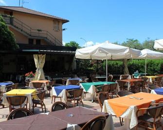 Camping Cisano - San Vito - Bardolino - Restaurante
