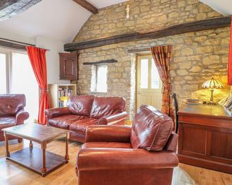 Forge Cottage - Gainsborough - Living room