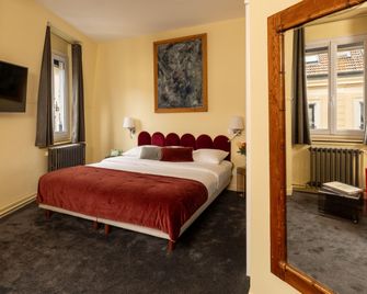 Hôtel d'Angleterre - Versailles - Schlafzimmer