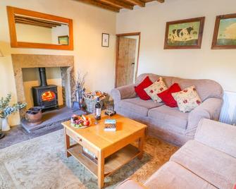 Rose Cottage - Malham - Living room