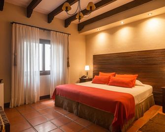 Hotel Boutique Balcon de la Plaza - סלטה - חדר שינה