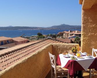 Le Nereidi Hotel & Residence - La Maddalena - Balcon