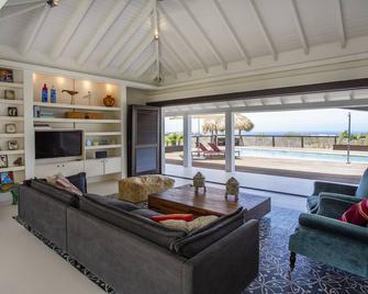 Amazing 360 views over the Caribbean Sea, 12 guests and private pool - Sint Willibrordus - Sala de estar