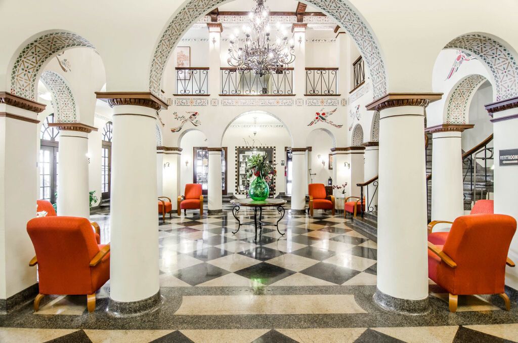 Hotel Seville - Harrison - Lobby