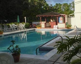 Island Resort & Golf Club - Freeport - Pool