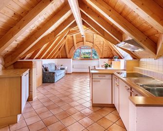 Mansardenwohnung Egart - Resia - Кухня