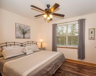Golf View Escape - Pigeon Forge