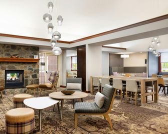 Residence Inn by Marriott Potomac Mills Woodbridge - Woodbridge - Salónek