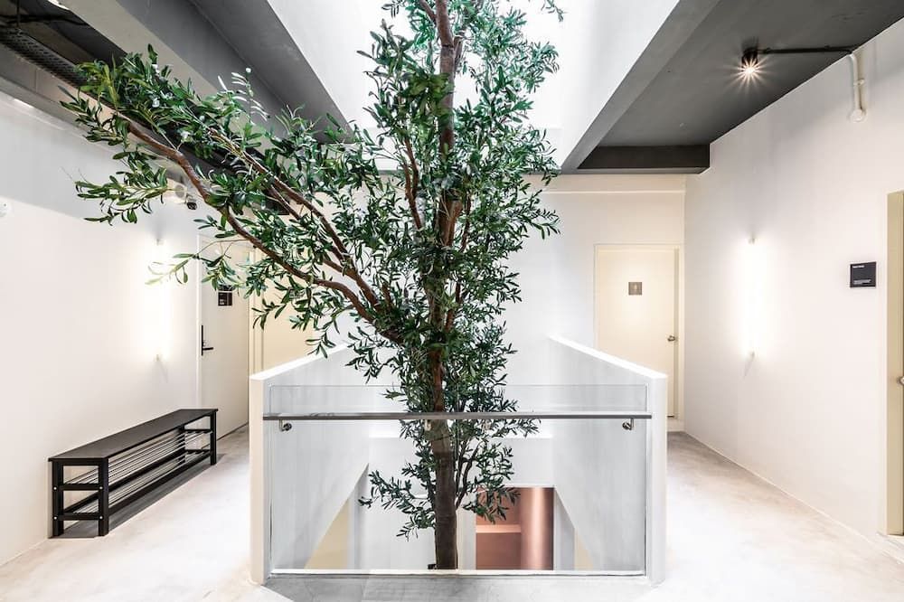 Kinn Capsule: Her Space (Female Only) - Singapore