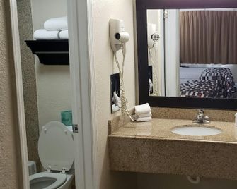 Red roof Inn Kenner - New Orleans Airport NE - Kenner - Makuuhuone