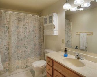 Moonlight Cabin - Creede - Baño