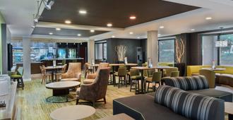 Courtyard by Marriott Lafayette Airport - לאפאייט - טרקלין