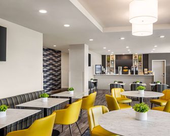 Microtel Inn & Suites Montreal Airport-Dorval Qc - Dorval - Restaurant