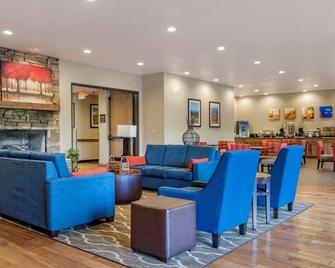 Comfort Inn & Suites - Blue Ridge - Dining room