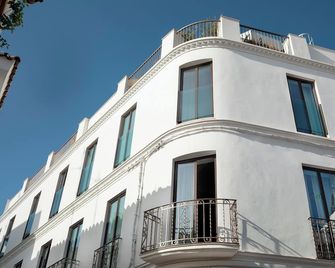 Feelathome Casa Azahar - Estepona - Edifício