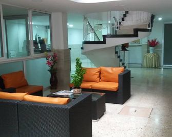 Hotel Napolitano - Villavicencio - Recepción