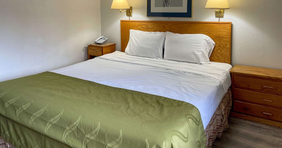 Rodeway Inn and Suites Omak Okanogan £44. Omak Hotel Deals & Reviews