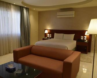 Omar El Khayam Al Minya Hotel - El Minya - Bedroom