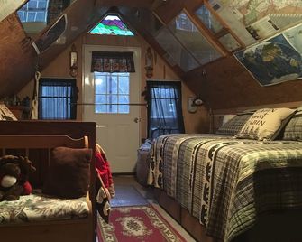 The Cabin On The Mayo River. Surrounded By State Park. Private Waterfront - Ridgeway - Habitación