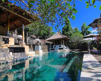 Unique Villa with Stunning Views, 10kms East of Ubud - Gianyar - Alberca