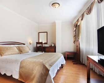 Hotel Fernando Plaza - Pasto - Schlafzimmer