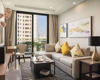 Oakwood Residence Saigon - Ho Chi Minh City - Living room