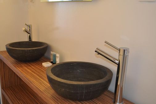 Banks - Anvers - Bany