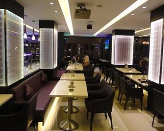 Duroy Hotel - Beirut - Restaurante