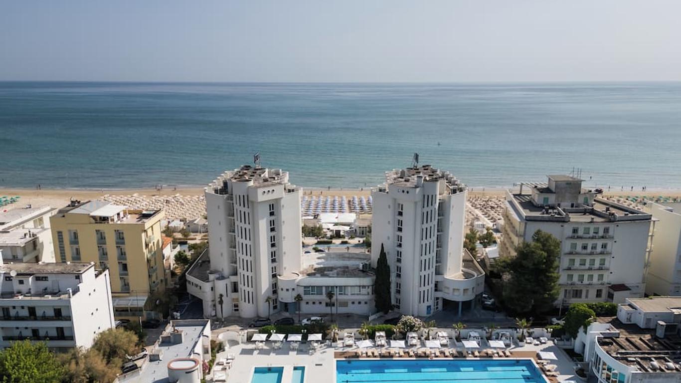 Hr Resort